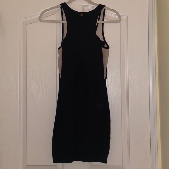 Guess dress - Picture 2 of 5